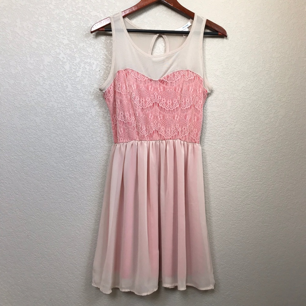 MINIMI USA Sleeveless Dress Lace Bust Large